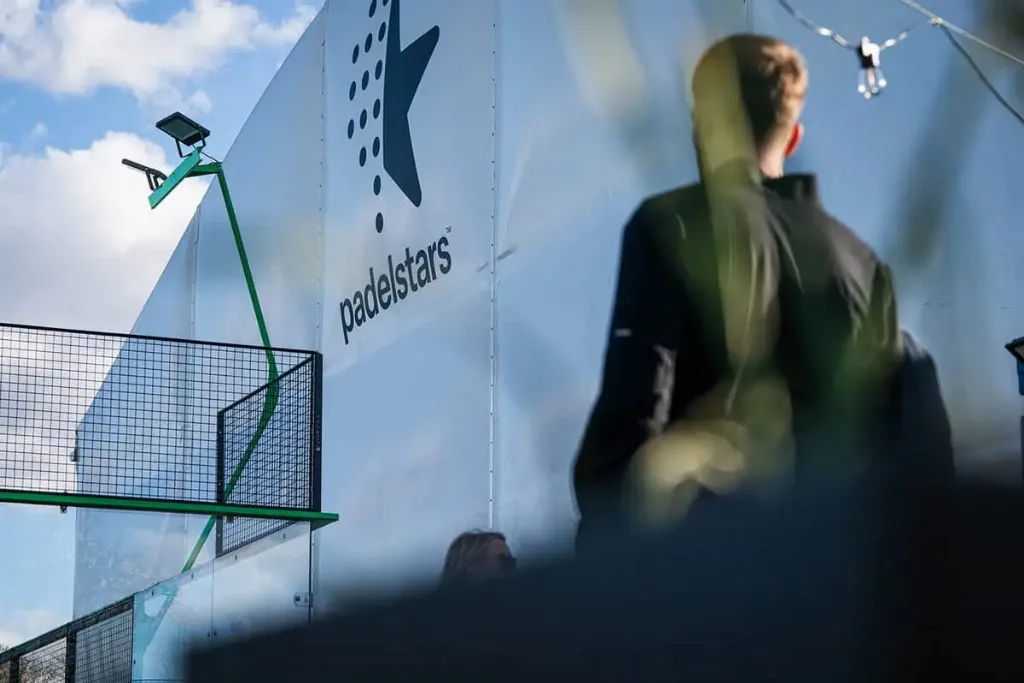 Padel court at Golfplex, Bracknell (4)