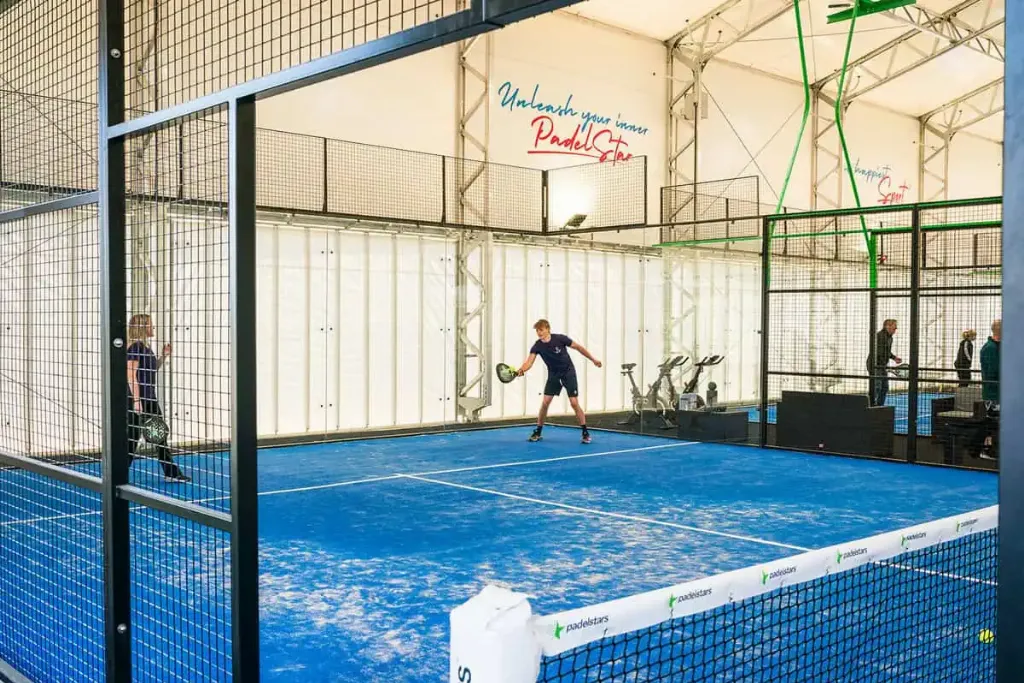 Padel court at Golfplex, Bracknell (13)