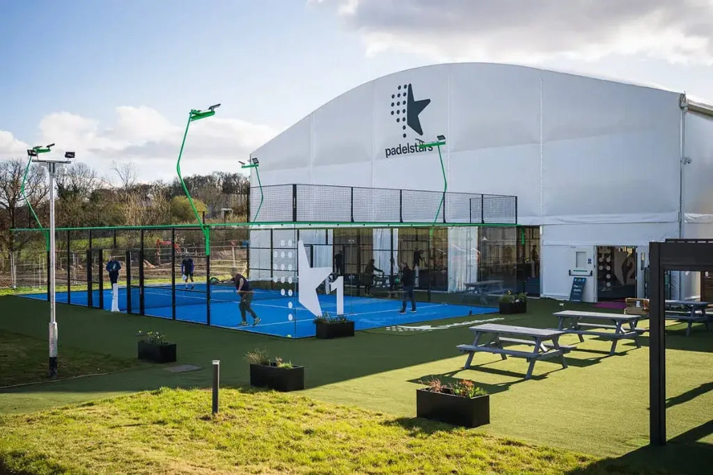 Padel court at Golfplex, Bracknell (8)