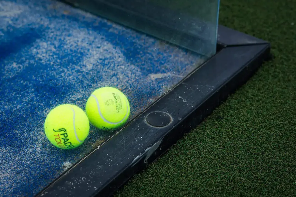 Padel court at Golfplex, Bracknell (7)