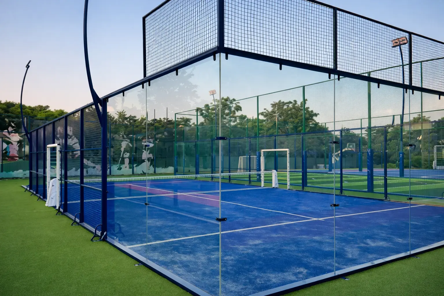 Professional Full Panoramic Padel Court construction
